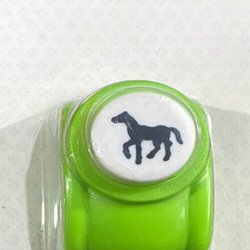 Craft Punch Medium #8203(823)